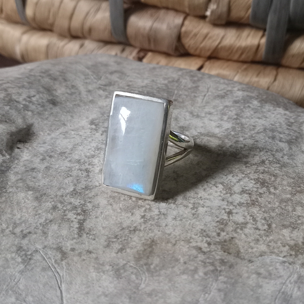 Sterling Silver Moonstone Ring